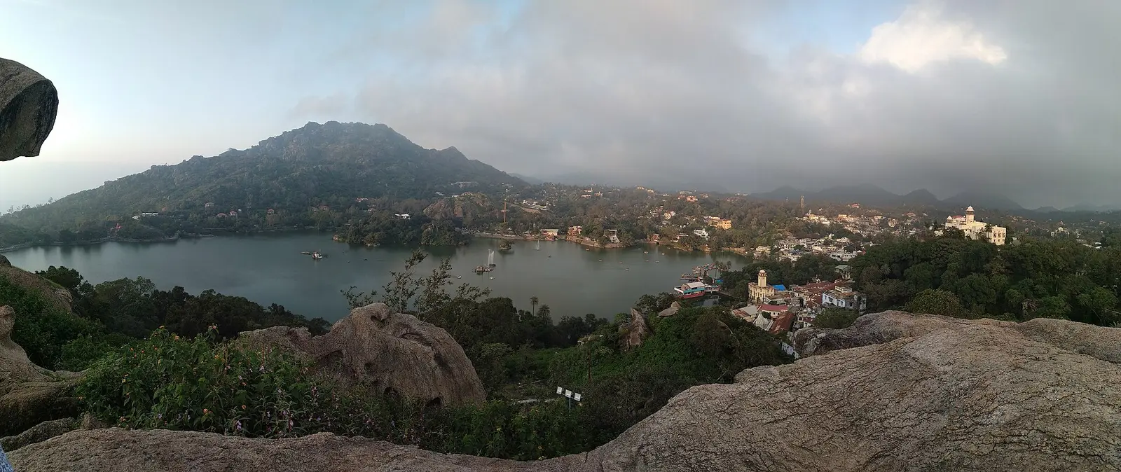Panoramic view over Nakki Lake and the hill town of Mount Abu
